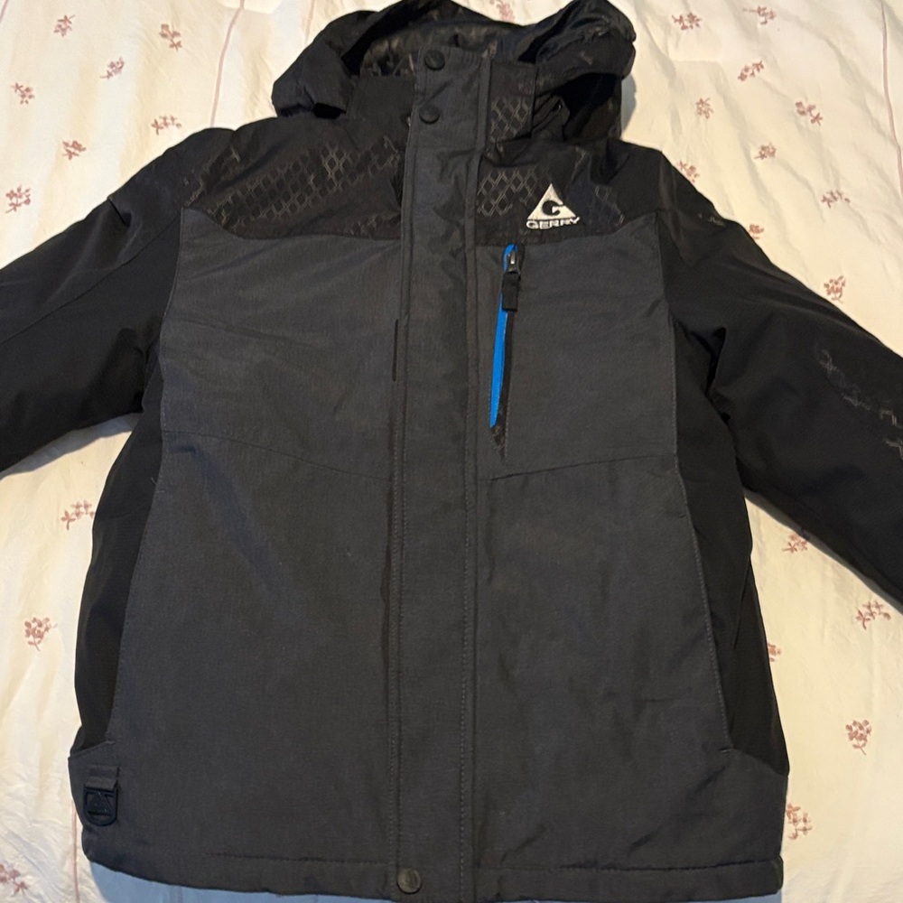 Gerry, Black and Dark Gray Kids Puffer Jacket and coat . Size 10/12, gently used